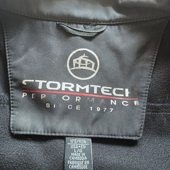 Stormtech Vest Canada 150 Anniversary Edition - Picture 2 of 8